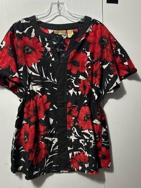 Art And Soul Black and Red Floral Peasant Tunic